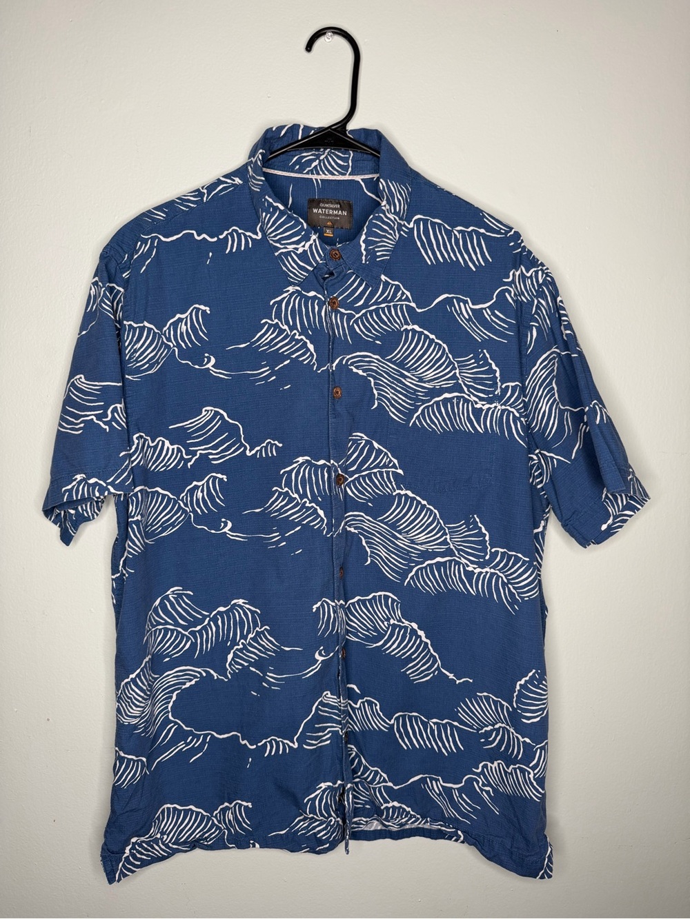 Quiksilver waterman Short Sleeve Button Shirt Blue Wave Print Size XL Regular